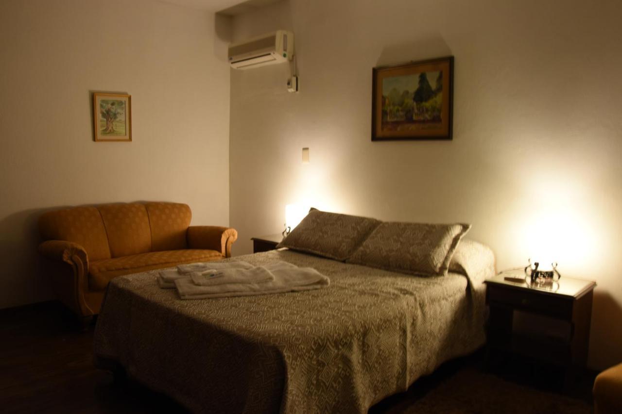 Hotel Suizo Estación Colonia Suiza Kültér fotó