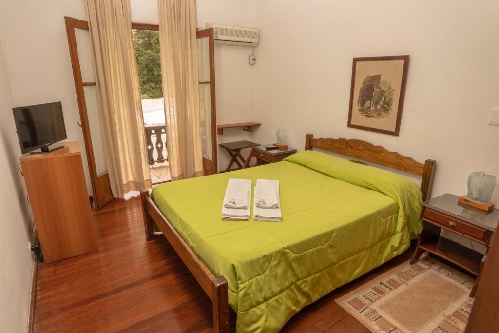 Hotel Suizo Estación Colonia Suiza Kültér fotó